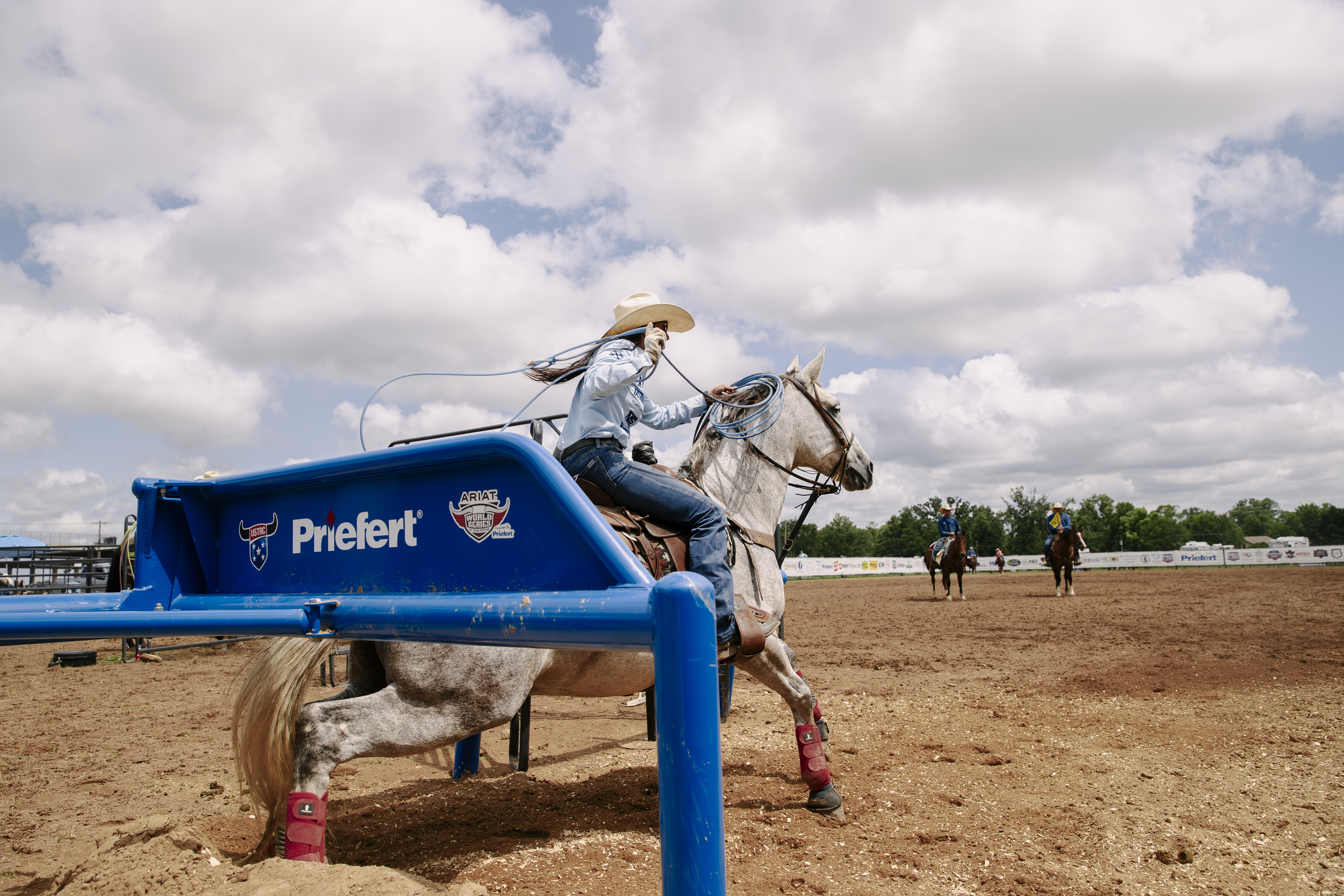 Priefert Roping Boxes PRO PriefertRanchOpen TotalFeedsAll GirlTeamRoping 0525 1650.jpg